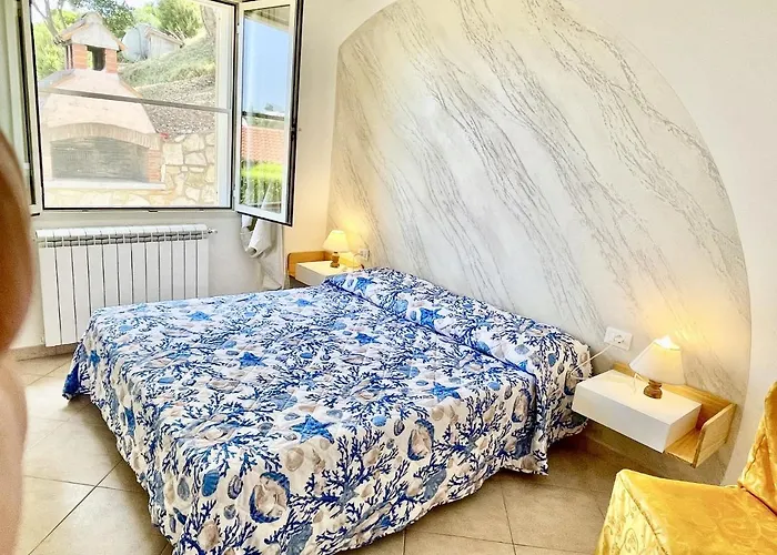 Apts. Serena By Solturelba 度假居 *