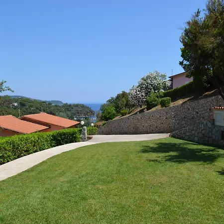 Apts. Serena By Solturelba